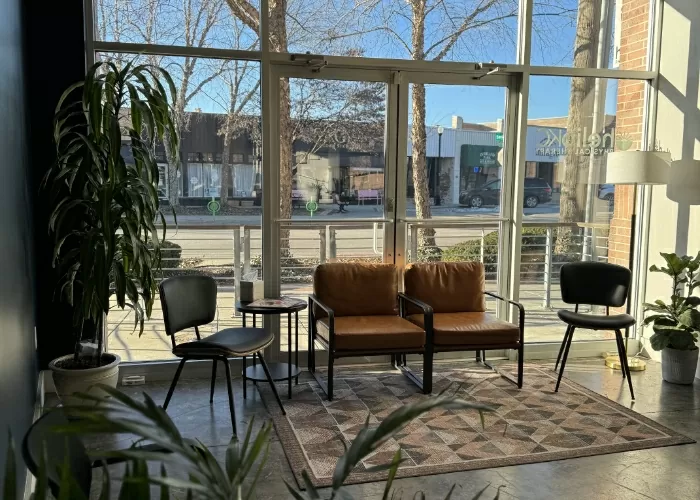 clinic-exterior-10-HelioKC-Physical-Therapy-Overland-Park-KS