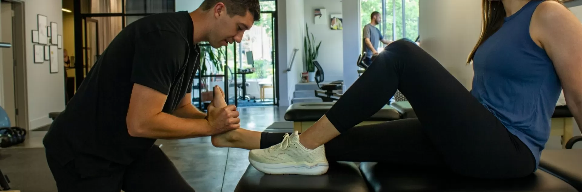 post-surgical-physical-therapy-HelioKC-Physical-Therapy-Overland-Park-KS-header